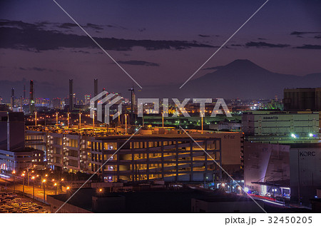 【川崎夜景】　川崎マリエン　工場夜景　富士山 32450205