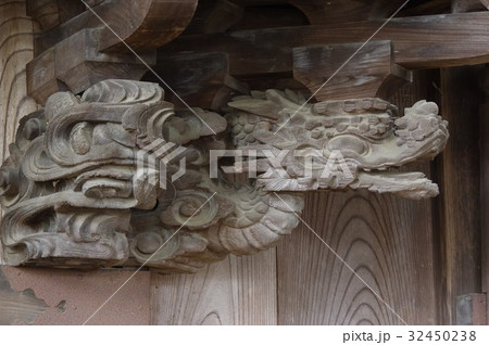 信州　塩尻の神社　北熊井神社　大隅流の名工柴宮矩重作の本殿（長野県宝）の彫刻群 32450238
