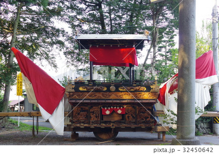 信州 松本の文化財 須々岐水神社の祭りの舞台 薄町の舞台 立川流彫刻の舞台(山車)は長野県宝 信州 松本の文化財 須々岐水神社の祭りの舞台 薄町の舞台 立川流彫刻の舞台(山車)は長野県宝 32450642