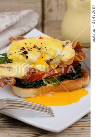 eggs Benedict eggs Benedict 32452687