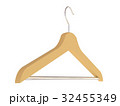 木製の洋服をかけるハンガーの3Dレンダリング画像 32455349