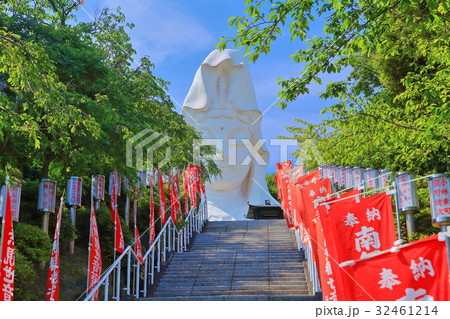 新緑の大船観音 32461214