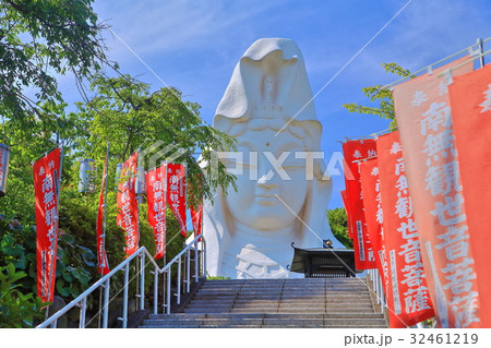 新緑の大船観音 32461219