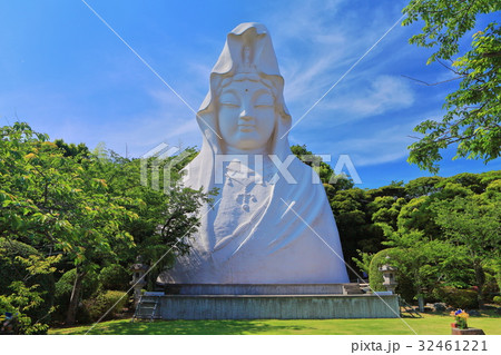 新緑の大船観音 32461221