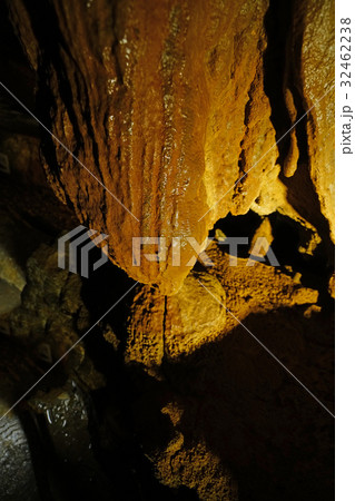 質志鐘乳洞 32462238