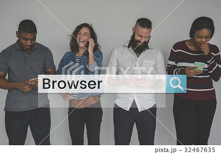 Website Browser Search Bar Magnifying Glass Graphic Website Browser Search Bar Magnifying Glass Graphic 32467635