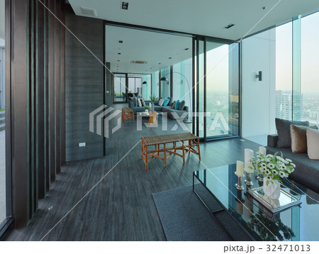 luxury modern living room interior and decoration 32471013