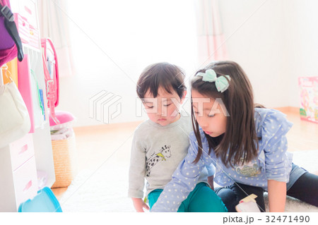 2-yr-old　&　7-yr-old 32471490