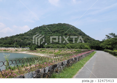 北山貯水池から甲山 32475413