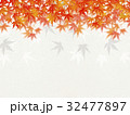 和を感じるイラスト（紅葉、和紙） 32477897
