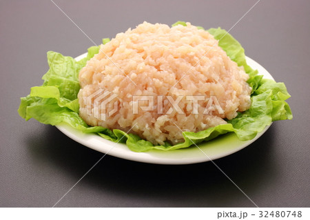 鶏肉　ひき肉 32480748