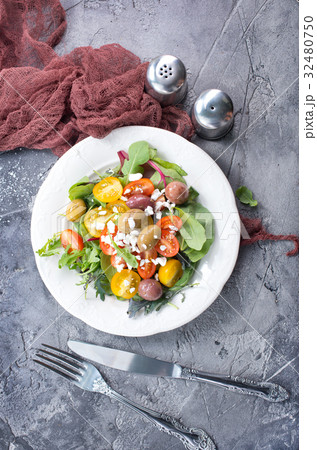 salad 32480750