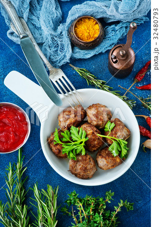 fried meatballs fried meatballs 32480793