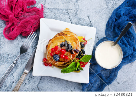pancakes pancakes 32480821