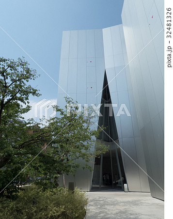 美術館 32481326