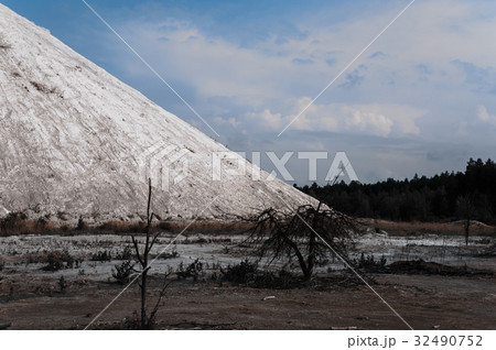 White chemical mountains. Production wastes White chemical mountains. Production wastes 32490752