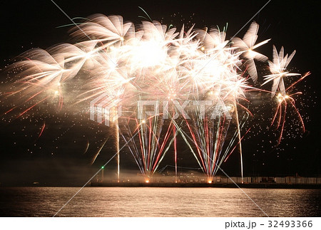 久里浜ペリー祭花火大会 32493366