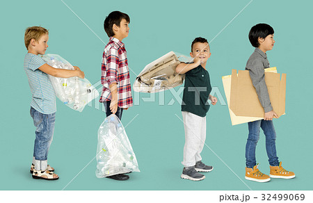 Diverse Group Of Kids Recycling Garbage Diverse Group Of Kids Recycling Garbage 32499069
