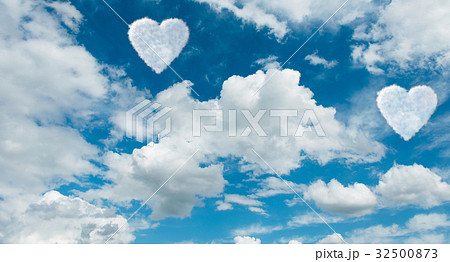 Romantic concept with clouds on sky 32500873