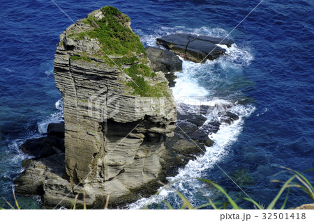 与那国島　立神岩 32501418