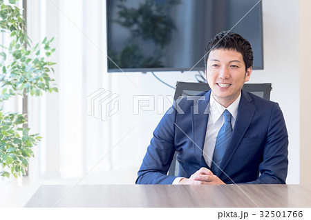 ビジネスマン、オフィス、コンサルタント 32501766