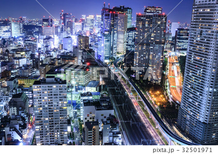 都市風景 東京夜景 新橋・汐留 都市風景 東京夜景 新橋・汐留 32501971