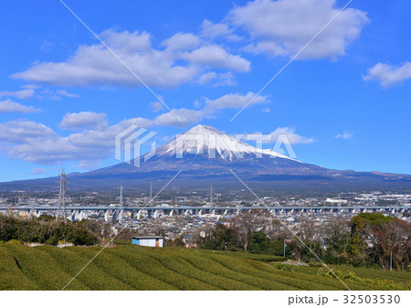 新東名と富士山-60124 32503530