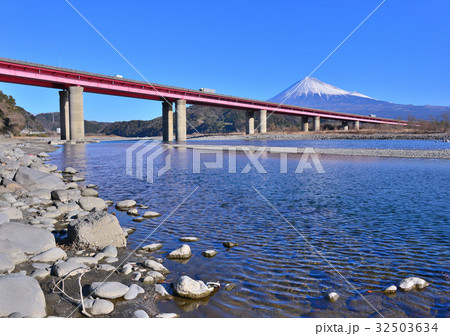 東名と富士山-60057 32503634