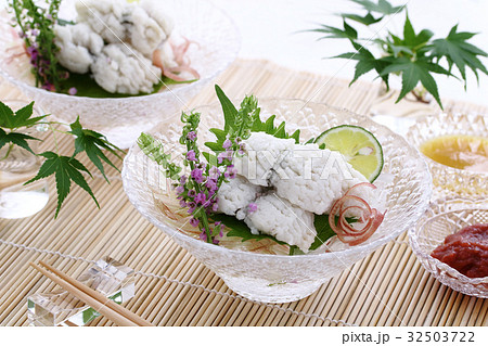 鱧の湯引き 32503722