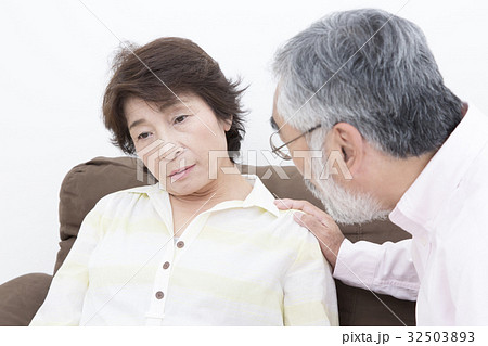 介護イメージ うつ病 認知症 老老介護 介護イメージ うつ病 認知症 老老介護 32503893