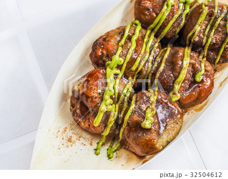 Takoyaki with Japanese Green tea Takoyaki with Japanese Green tea 32504612