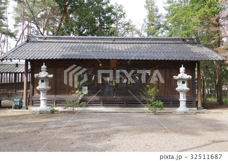 信州 安曇野 熊倉の春日神社 拝殿 本殿は安曇野の名匠 立川豊八の建造 信州 安曇野 熊倉の春日神社 拝殿 本殿は安曇野の名匠 立川豊八の建造 32511687