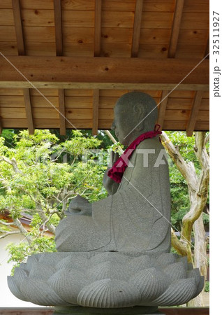 信州の文化財 名工 守屋貞治の石仏 延命地蔵大菩薩 側面縦(箕輪町長松寺) 信州の文化財 名工 守屋貞治の石仏 延命地蔵大菩薩 側面縦(箕輪町長松寺) 32511927