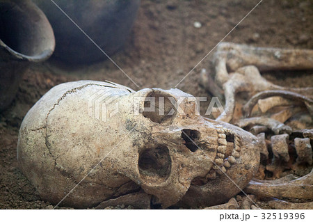 Archaeological excavations of an ancient human 32519396