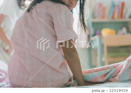 housewife housewife 32519459