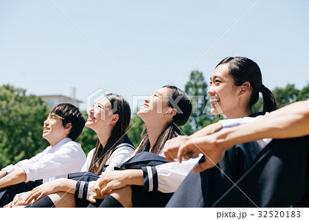 高校生たち 32520183