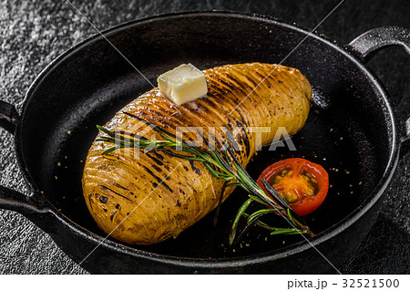 スウェーデン風ベイクドポテト Swedish Style Baked Potato の写真素材