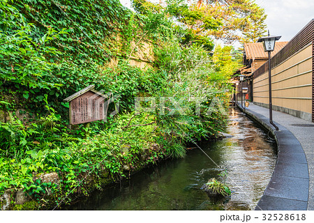 岐阜県　郡上八幡　いがわ小径 32528618