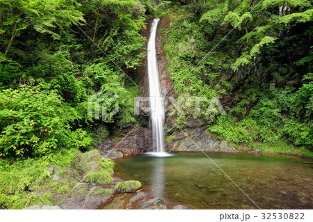秩父華厳の滝 秩父華厳の滝 32530822