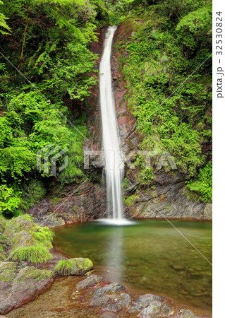 秩父華厳の滝 32530824