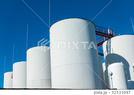 Industrial storage of a liquid materials Industrial storage of a liquid materials 32533097