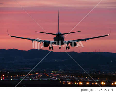 帰還 着陸1分前 帰還 着陸1分前 32535314