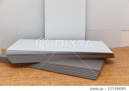 isolating panels and building materials 32538690