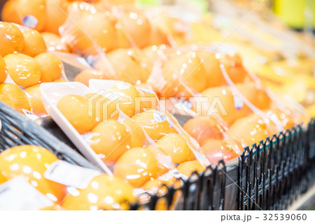 柑橘類 みかん スーパーマーケット ボカシ ぼかし ソフトフォーカス 柑橘類 みかん スーパーマーケット ボカシ ぼかし ソフトフォーカス 32539060