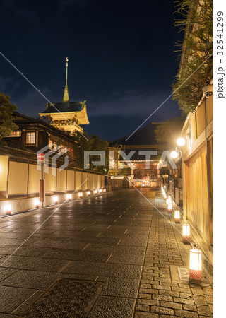 東山花灯路 ねねの道 東山花灯路 ねねの道 32541299
