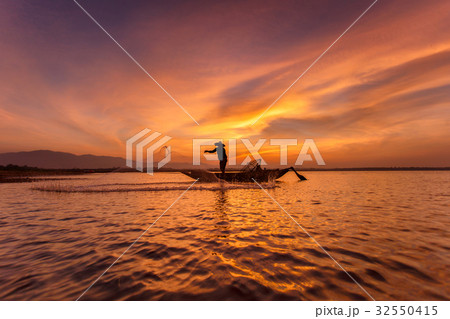 Fishermen Fishermen 32550415