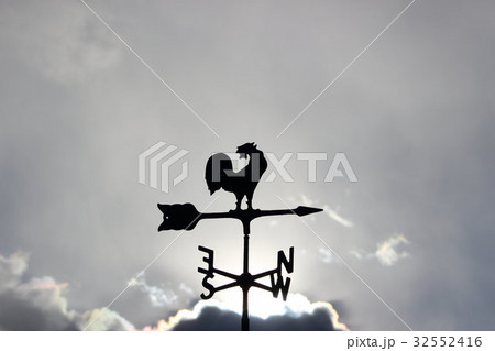 風見鶏 その2。 Weathercock 風見鶏 その2。 Weathercock 32552416