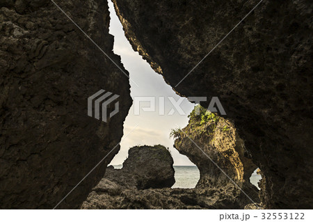 浜比嘉島 兼久ビーチ 32553122