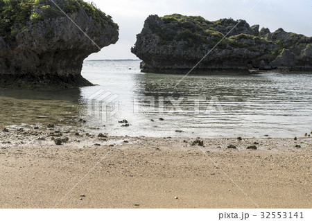 浜比嘉島 兼久ビーチ 浜比嘉島 兼久ビーチ 32553141