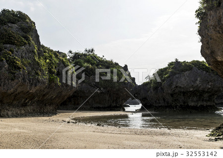 浜比嘉島 兼久ビーチ 32553142